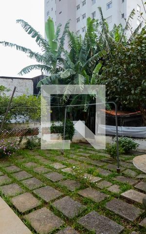 Casa à venda com 400m², 3 quartos e 6 vagasÁrea externa 