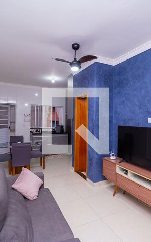 Casa de condomínio à venda com 65m², 2 quartos e 1 vaga Casa de condomínio à venda com 65m², 2 quartos e 1 vagaSala