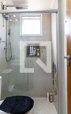 Apartamento à venda com 52m², 2 quartos e 1 vaga Apartamento à venda com 52m², 2 quartos e 1 vagaBanheiro