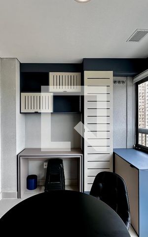 Studio para alugar com 32m², 1 quarto e sem vaga Studio para alugar com 32m², 1 quarto e sem vagaSacada