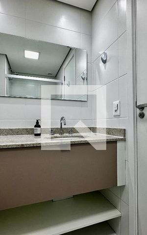 Studio para alugar com 32m², 1 quarto e sem vaga Studio para alugar com 32m², 1 quarto e sem vagaBanheiro