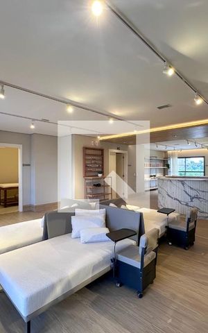Studio para alugar com 32m², 1 quarto e sem vaga Studio para alugar com 32m², 1 quarto e sem vagaÁrea comum