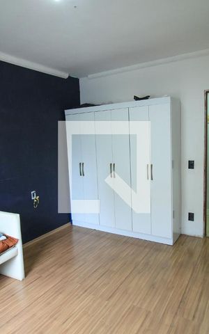 Casa para alugar com 300m², 3 quartos e 3 vagas Casa para alugar com 300m², 3 quartos e 3 vagasQuarto 3