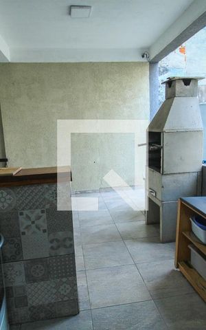 Casa para alugar com 300m², 3 quartos e 3 vagas Casa para alugar com 300m², 3 quartos e 3 vagasÁrea de Serviço