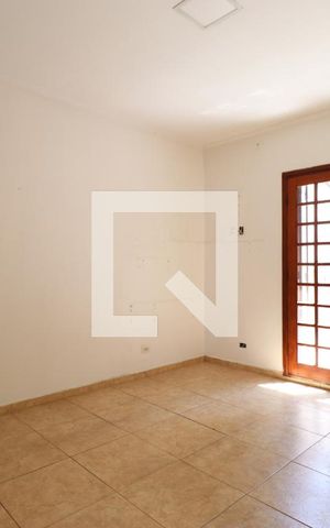 Casa para alugar com 100m², 2 quartos e 1 vagaQuarto 1