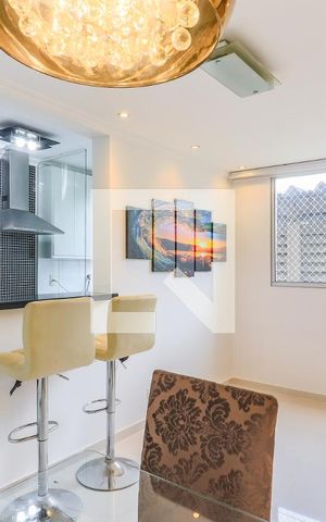 Apartamento à venda com 45m², 2 quartos e 1 vaga Apartamento à venda com 45m², 2 quartos e 1 vagaSala