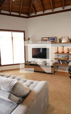 Casa à venda com 275m², 3 quartos e 5 vagasSala