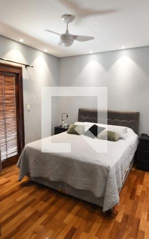 Casa à venda com 275m², 3 quartos e 5 vagasQuarto 1 - Suíte