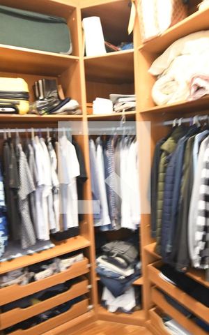 Casa à venda com 275m², 3 quartos e 5 vagasQuarto 1 - Suíte Closet