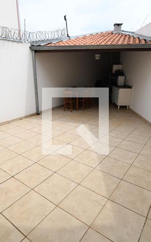 Casa à venda com 275m², 3 quartos e 5 vagasQuintal