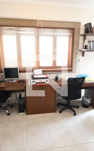 Casa à venda com 275m², 3 quartos e 5 vagasSala / Escritório