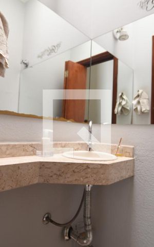 Casa à venda com 275m², 3 quartos e 5 vagasLavabo