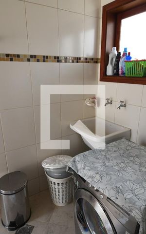 Casa à venda com 275m², 3 quartos e 5 vagasÁrea de Serviço