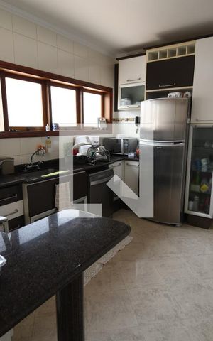 Casa à venda com 275m², 3 quartos e 5 vagasCozinha