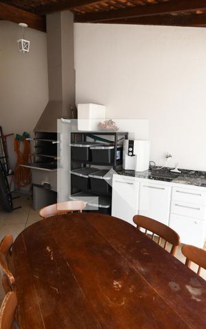 Casa à venda com 275m², 3 quartos e 5 vagasChurrasqueira