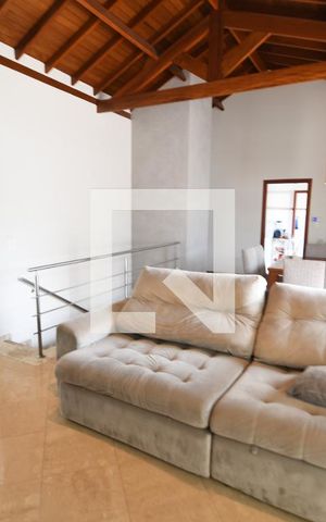 Casa à venda com 275m², 3 quartos e 5 vagasSala