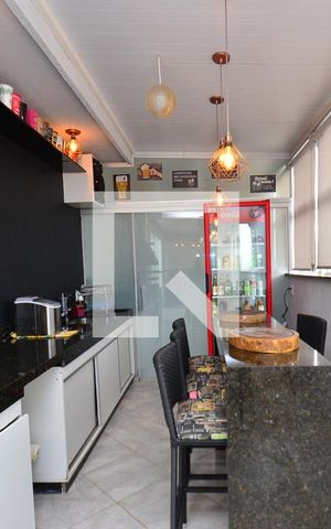 Apartamento à venda com 208m², 3 quartos e 2 vagas Apartamento à venda com 208m², 3 quartos e 2 vagasEspaço gormet