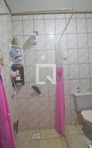 Casa à venda com 80m², 1 quarto e 1 vaga Casa à venda com 80m², 1 quarto e 1 vagaBanheiro