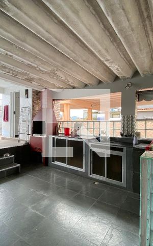 Casa à venda com 120m², 4 quartos e 1 vaga Casa à venda com 120m², 4 quartos e 1 vagaTerraço