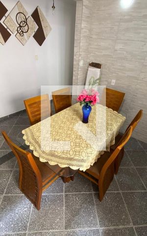 Casa à venda com 120m², 4 quartos e 1 vaga Casa à venda com 120m², 4 quartos e 1 vagaSala de Jantar