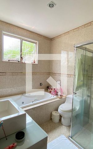 Casa à venda com 120m², 4 quartos e 1 vaga Casa à venda com 120m², 4 quartos e 1 vagaBanheiro do Quarto 3