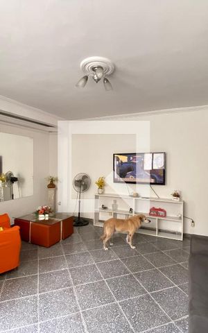 Casa à venda com 120m², 4 quartos e 1 vaga Casa à venda com 120m², 4 quartos e 1 vagaSala
