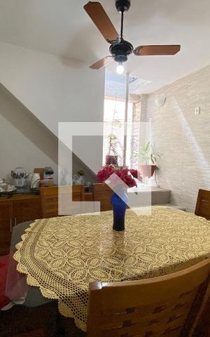 Casa à venda com 120m², 4 quartos e 1 vaga Casa à venda com 120m², 4 quartos e 1 vagaSala de Jantar