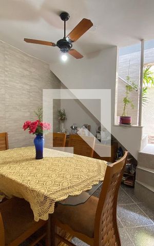 Casa à venda com 120m², 4 quartos e 1 vaga Casa à venda com 120m², 4 quartos e 1 vagaSala de Jantar
