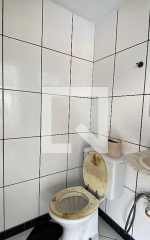 Casa à venda com 120m², 4 quartos e 1 vaga Casa à venda com 120m², 4 quartos e 1 vagaBanheiro da piscina