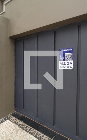 Casa para alugar com 270m², 5 quartos e 6 vagasFachada e Placa