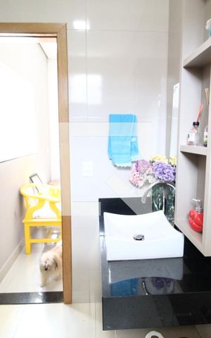 Casa para alugar com 270m², 5 quartos e 6 vagasBanheiro do Quarto 