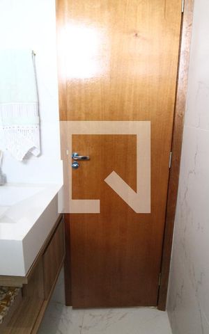 Casa para alugar com 270m², 5 quartos e 6 vagasBanheiro