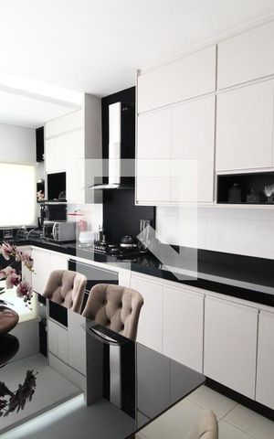 Casa para alugar com 270m², 5 quartos e 6 vagasCozinha