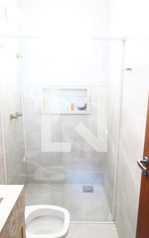 Casa para alugar com 270m², 5 quartos e 6 vagasBanheiro do Quarto 2