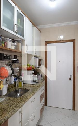 Apartamento à venda com 106m², 3 quartos e 2 vagasCozinha
