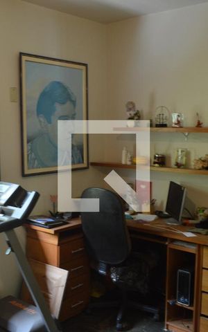Casa à venda com 300m², 4 quartos e 3 vagas Casa à venda com 300m², 4 quartos e 3 vagasQuarto 2
