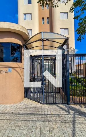 Apartamento à venda com 40m², 1 quarto e 1 vaga Apartamento à venda com 40m², 1 quarto e 1 vagaFachada