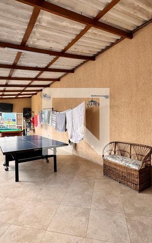 Casa à venda com 250m², 3 quartos e 2 vagasÁrea gourmet 