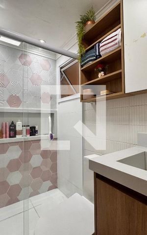 Casa à venda com 250m², 3 quartos e 2 vagasBanheiro da Suíte