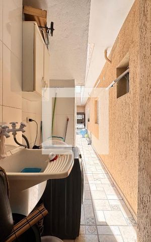 Casa à venda com 250m², 3 quartos e 2 vagasLavanderia