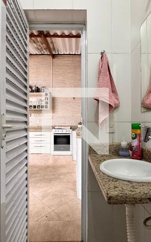 Casa à venda com 250m², 3 quartos e 2 vagasBanheiro 3