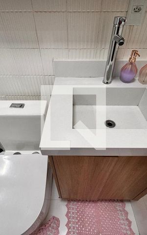 Casa à venda com 250m², 3 quartos e 2 vagasBanheiro da Suíte