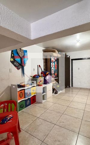 Casa à venda com 250m², 3 quartos e 2 vagasSótão