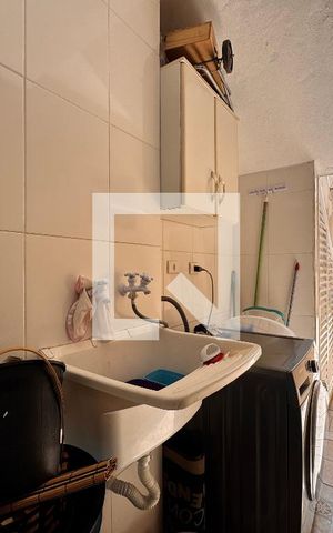 Casa à venda com 250m², 3 quartos e 2 vagasLavanderia
