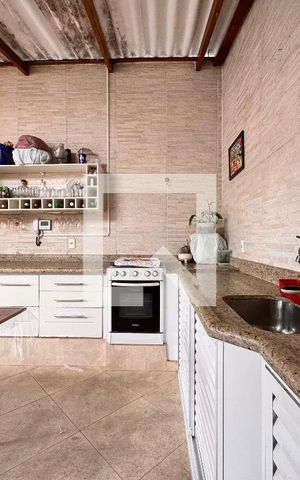 Casa à venda com 250m², 3 quartos e 2 vagasÁrea gourmet 