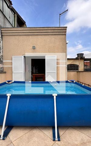 Casa à venda com 250m², 3 quartos e 2 vagasVaranda