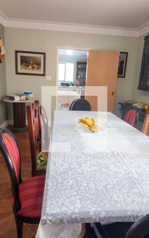 Casa à venda com 540m², 4 quartos e 4 vagas Casa à venda com 540m², 4 quartos e 4 vagasSala de Jantar