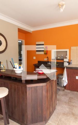 Casa à venda com 540m², 4 quartos e 4 vagas Casa à venda com 540m², 4 quartos e 4 vagasChurrasqueira