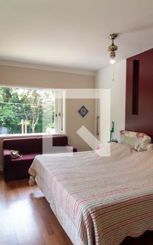Casa à venda com 540m², 4 quartos e 4 vagas Casa à venda com 540m², 4 quartos e 4 vagasQuarto 2 - Suíte 1