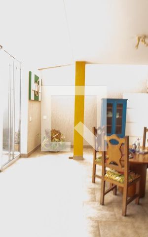 Casa à venda com 540m², 4 quartos e 4 vagas Casa à venda com 540m², 4 quartos e 4 vagasChurrasqueira